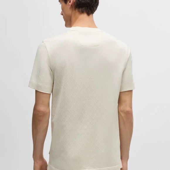 HUGO BOSS COTTON-SILK T-SHIRT WITH A SIGNATURE QUILTED EFFECT Size MEDIUM - Picture 3 of 16